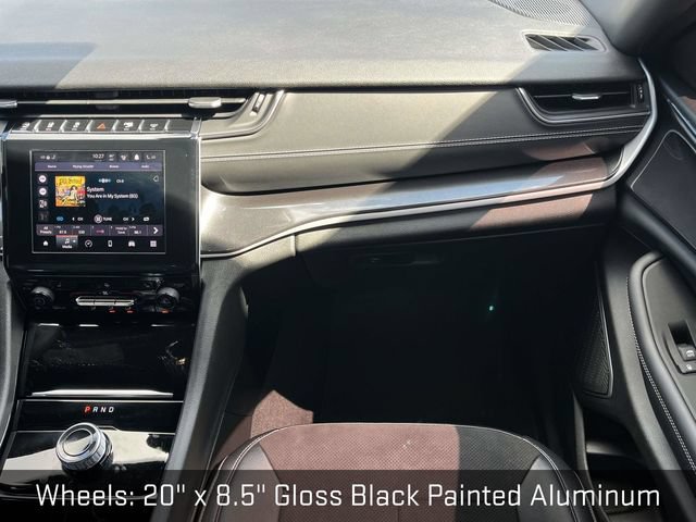 Used 2022 Jeep Grand Cherokee Altitude AWD/4WD image 18