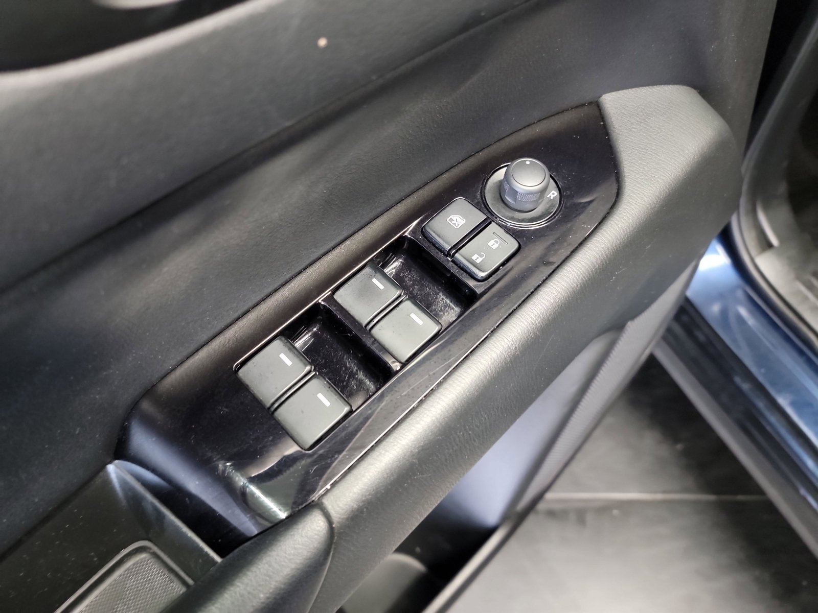 Used 2019 MAZDA CX-5 Touring AWD/4WD image 14