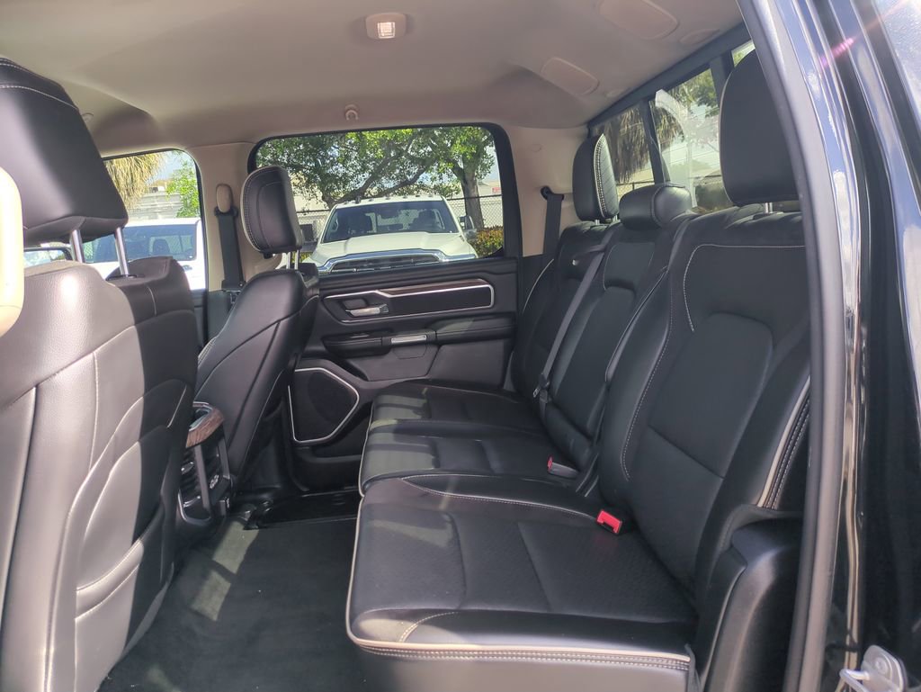 Used 2020 RAM 1500 Laramie AWD/4WD image 15