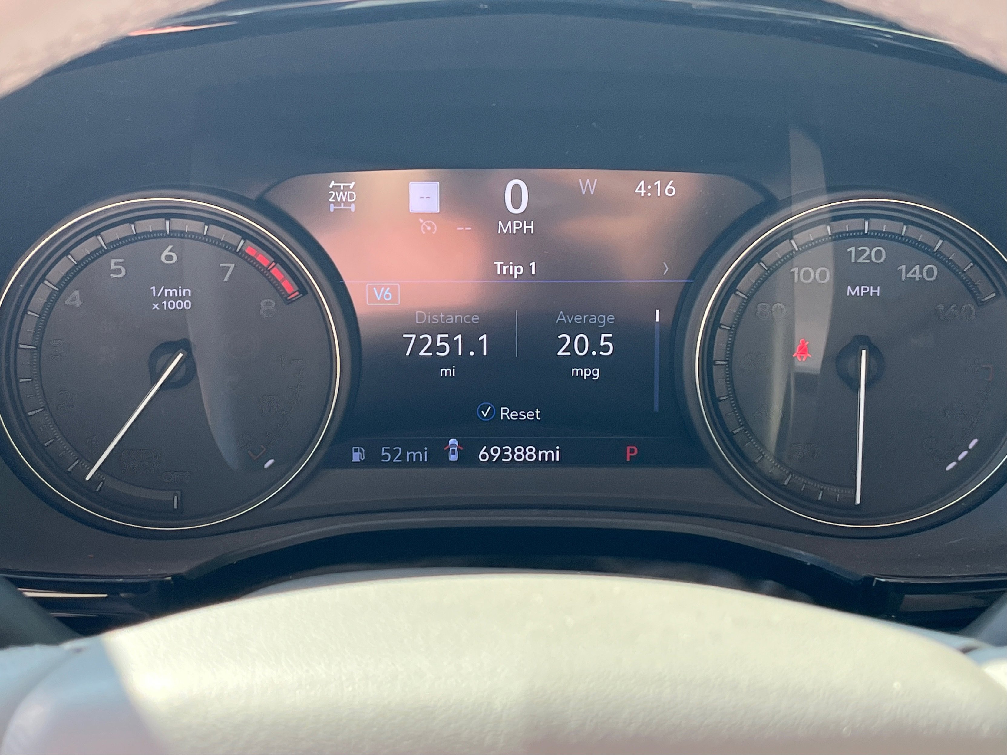 Used 2022 Cadillac XT6 Premium Luxury w/ Technology Package AWD/4WD image 21