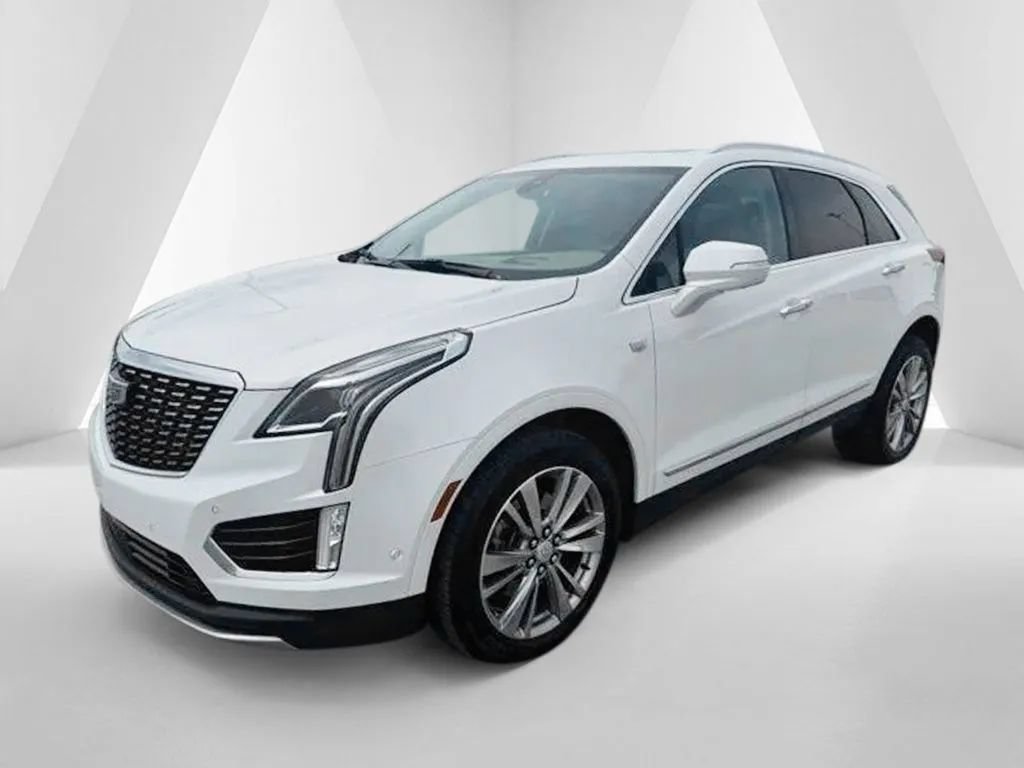 Used 2024 Cadillac XT5 Premium Luxury w/ Platinum Package AWD/4WD image 3