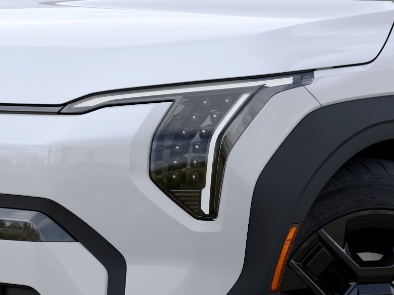 New 2027 Kia EV3 Wind FWD image 10