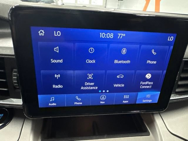 Used 2023 Ford Explorer XLT w/ Equipment Group 202A AWD/4WD image 9