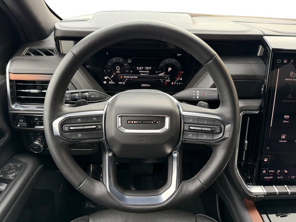 Used 2025 GMC Yukon Denali image 25