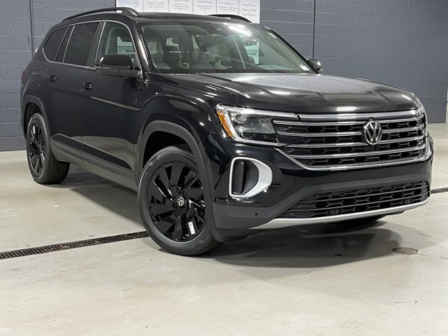 New 2026 Volkswagen Atlas SE image 1