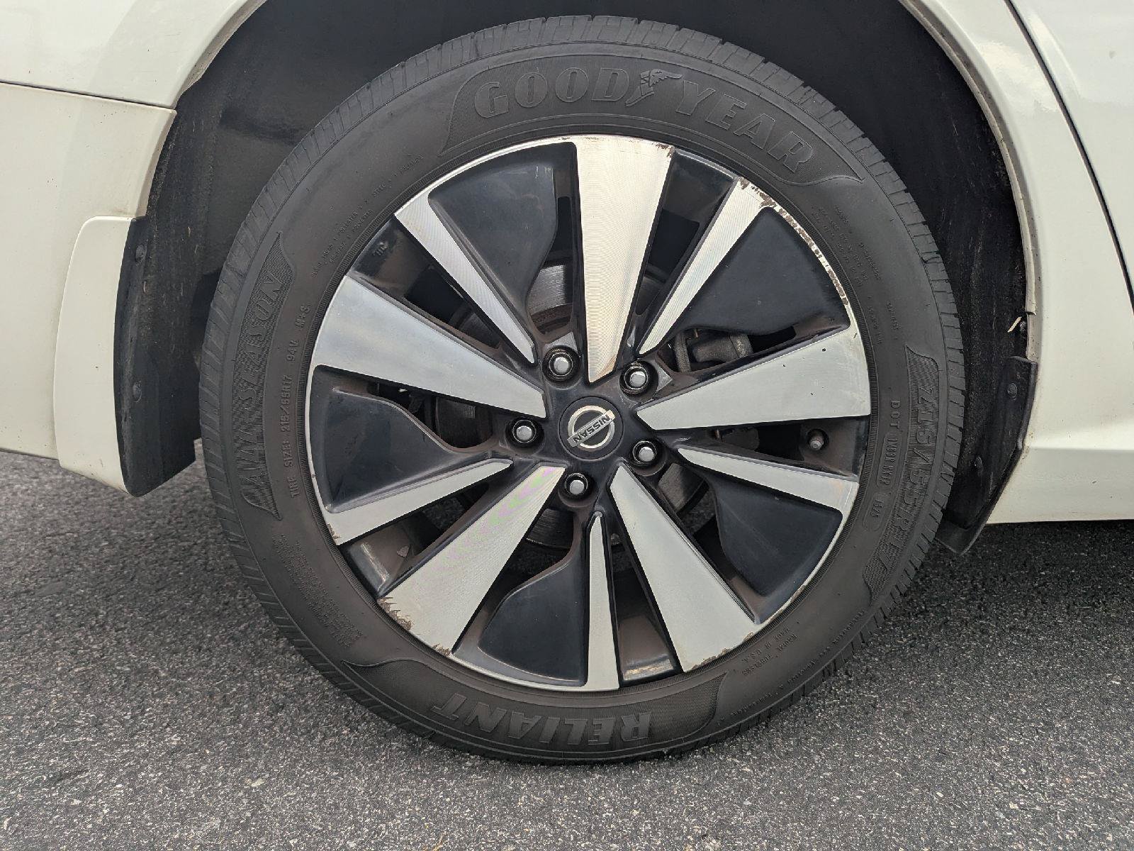 Used 2021 Nissan Altima 2.5 SV w/ SV Premium Package AWD/4WD image 13