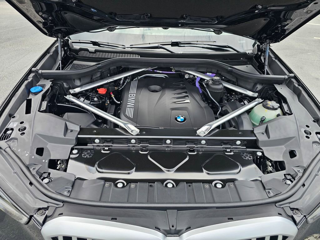 Used 2026 BMW X5 sDrive40i w/ Parking Assistance Package image 26