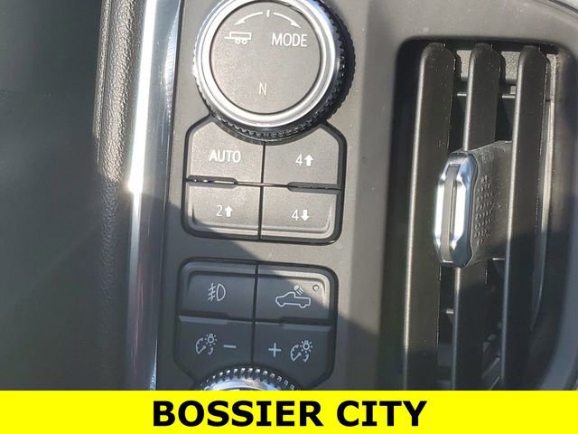 Certified 2021 GMC Sierra 1500 AT4 w/ AT4 Value Package image 36