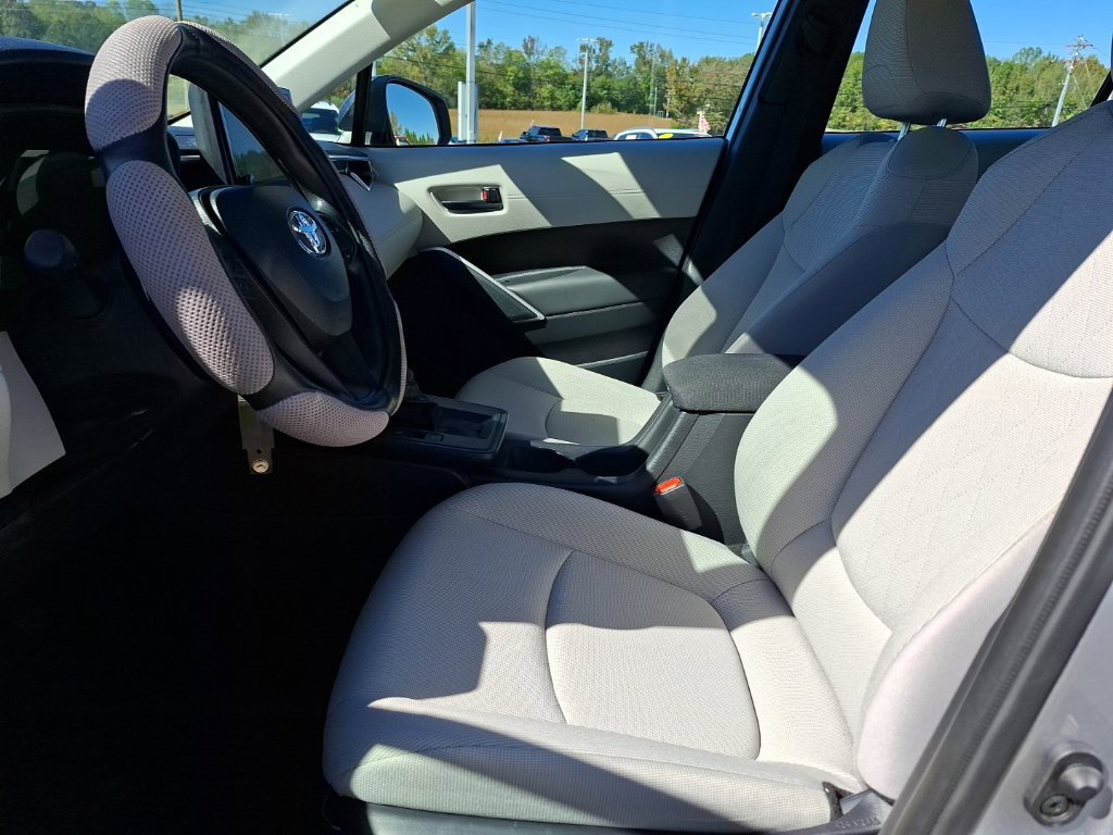 Used 2026 Toyota Corolla Cross L FWD image 15
