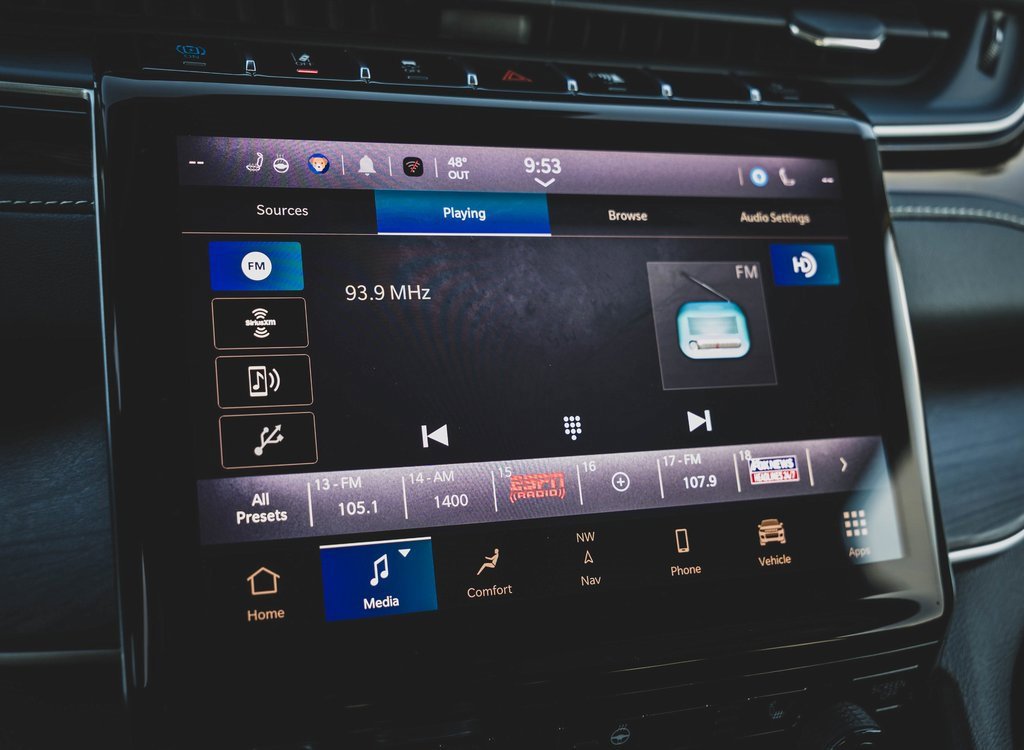 Used 2022 Jeep Grand Cherokee Limited 4xe image 22