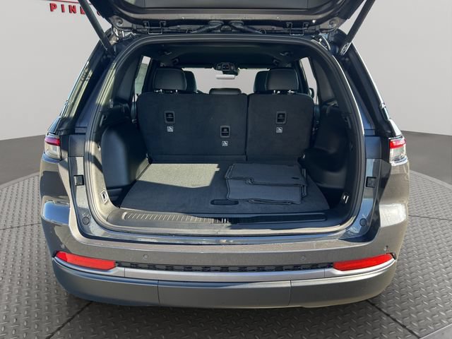 New 2026 Jeep Grand Cherokee Altitude AWD/4WD image 34