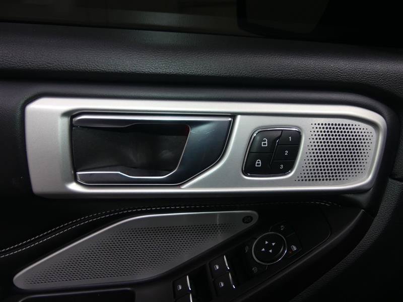 Used 2020 Ford Explorer ST w/ Premium Technology Package AWD/4WD image 20