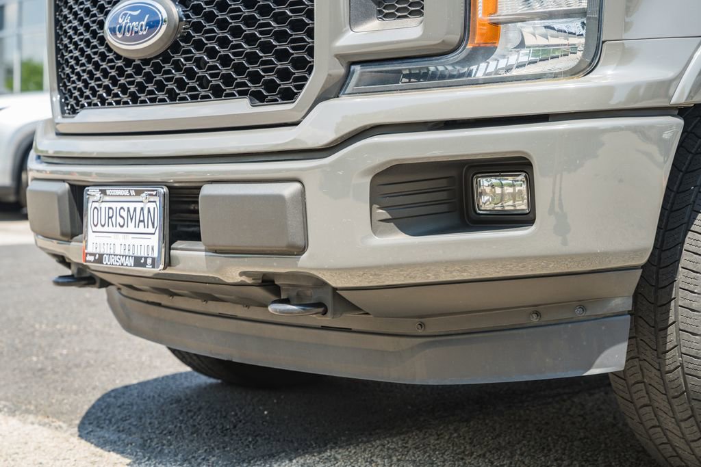 Used 2018 Ford F150 XLT w/ Equipment Group 302A Luxury AWD/4WD image 18