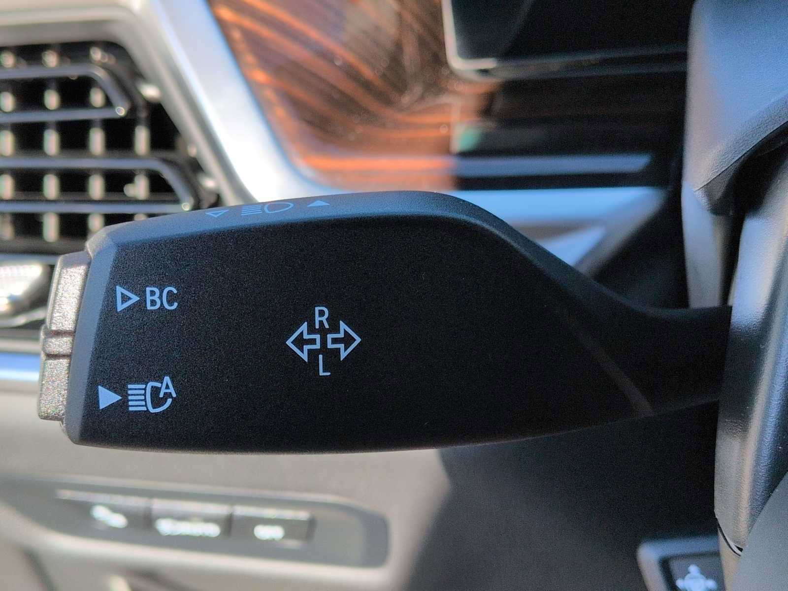 New 2026 BMW X5 xDrive40i w/ M Sport Package image 28