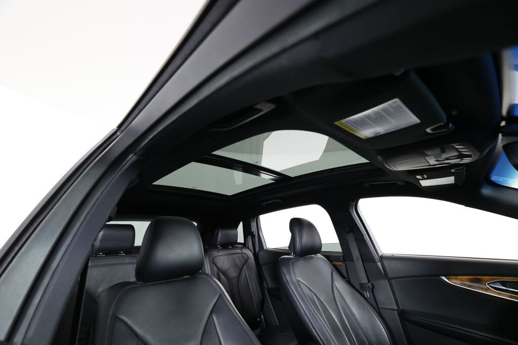 Used 2016 Lincoln MKX Reserve w/ Climate Package image 39