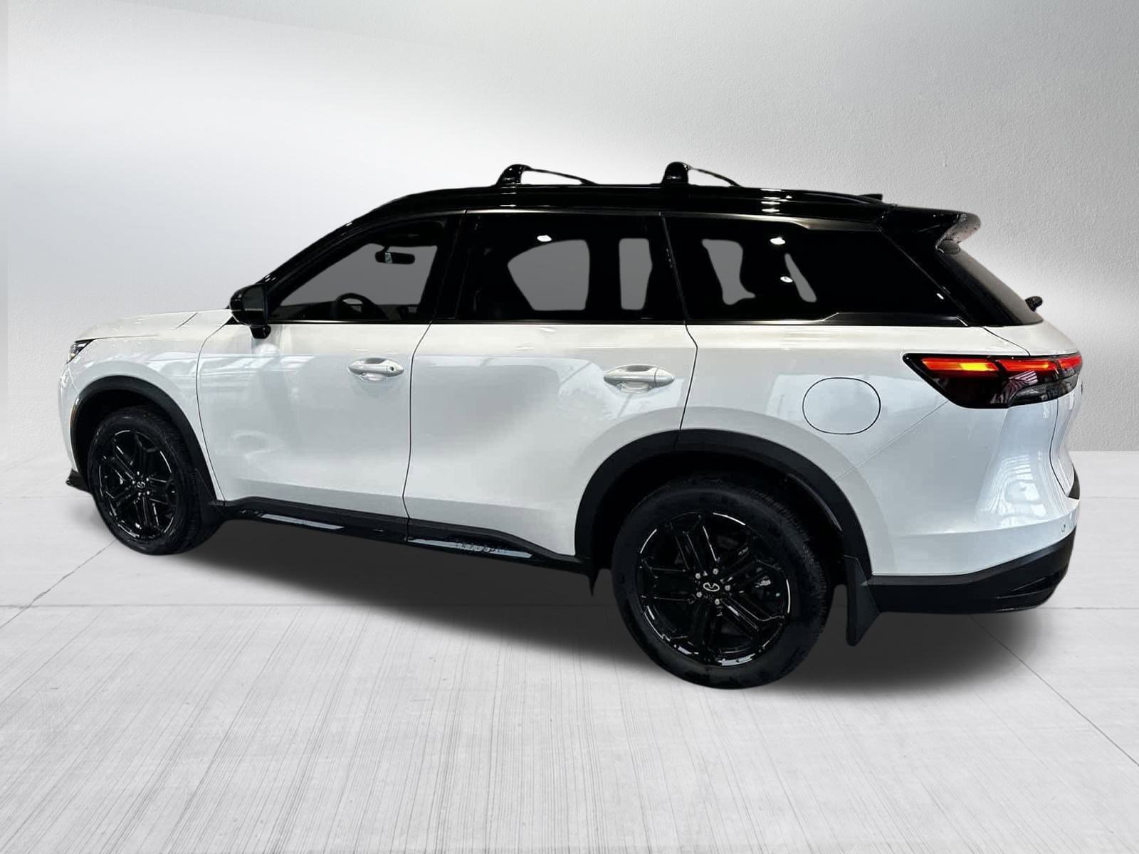 New 2026 INFINITI QX60 Sport w/ Dark Cargo Package image 3