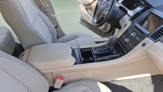 Used 2013 Ford Taurus SEL image 20