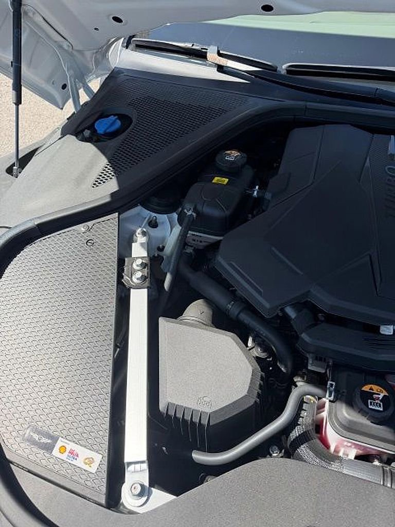 Used 2025 Genesis G90 3.5T image 13