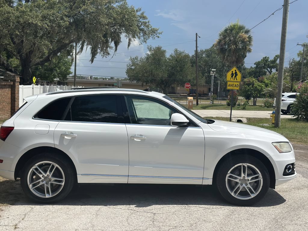 Used 2015 Audi Q5 2.0T Premium Plus w/ Technology Package AWD/4WD image 6