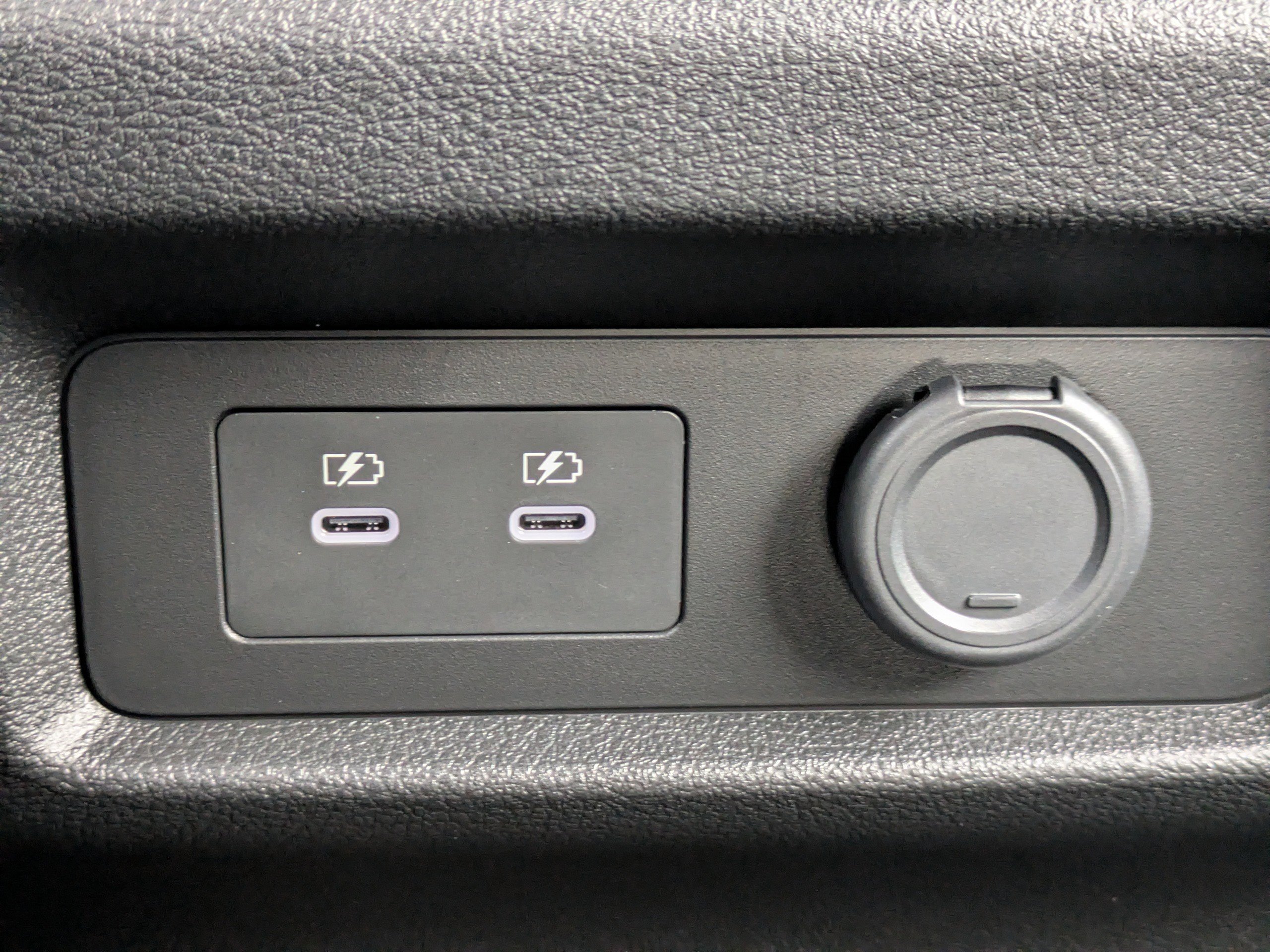 New 2026 Nissan Armada Platinum image 22