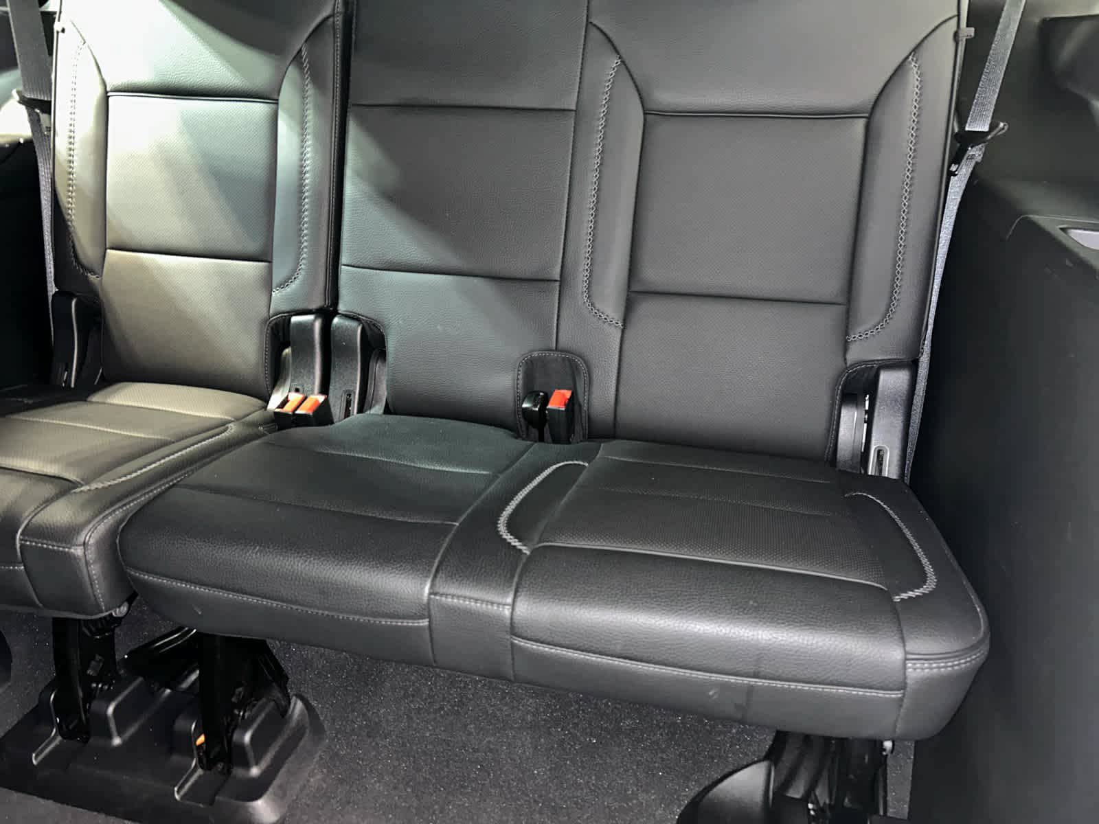 Used 2022 GMC Yukon Denali AWD/4WD image 12