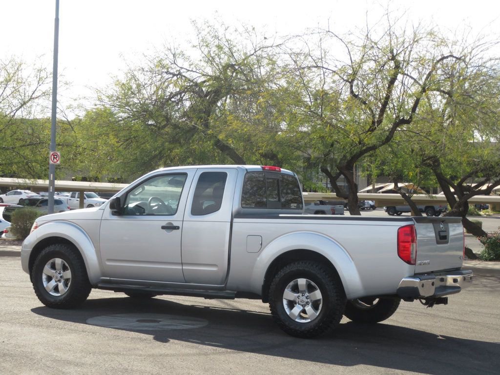 Used 2013 Nissan Frontier SV w/ SV Value Truck Pkg image 5