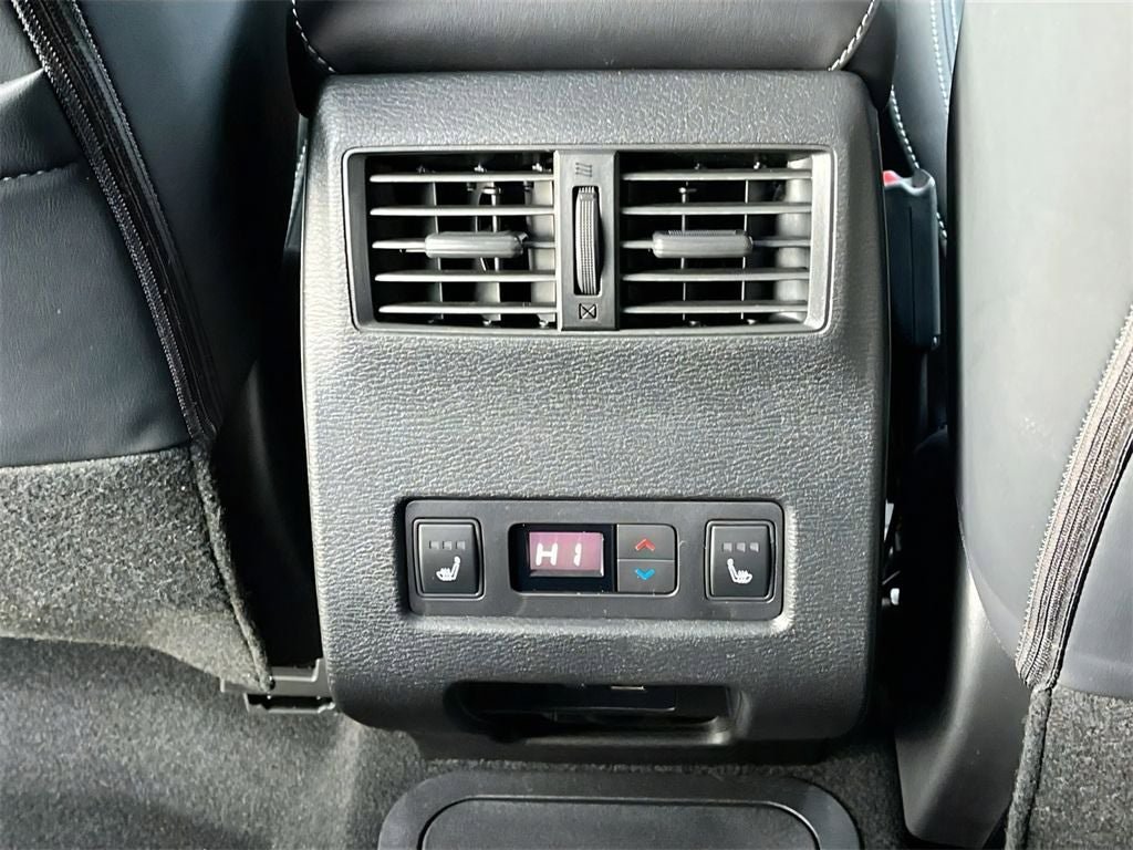 New 2025 Mitsubishi Outlander SEL Black Edition AWD/4WD image 28