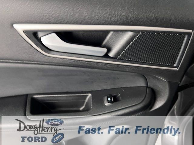 Used 2023 Ford Edge SEL image 28