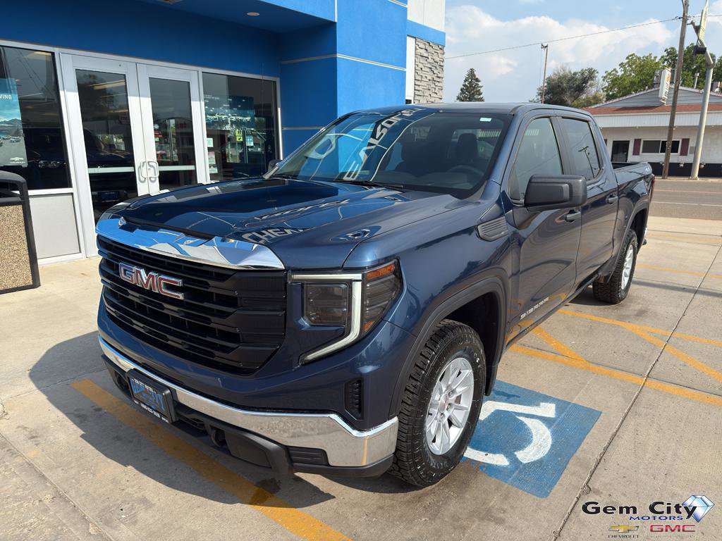 Used 2022 GMC Sierra 1500 Pro w/ Pro Value Package image 2