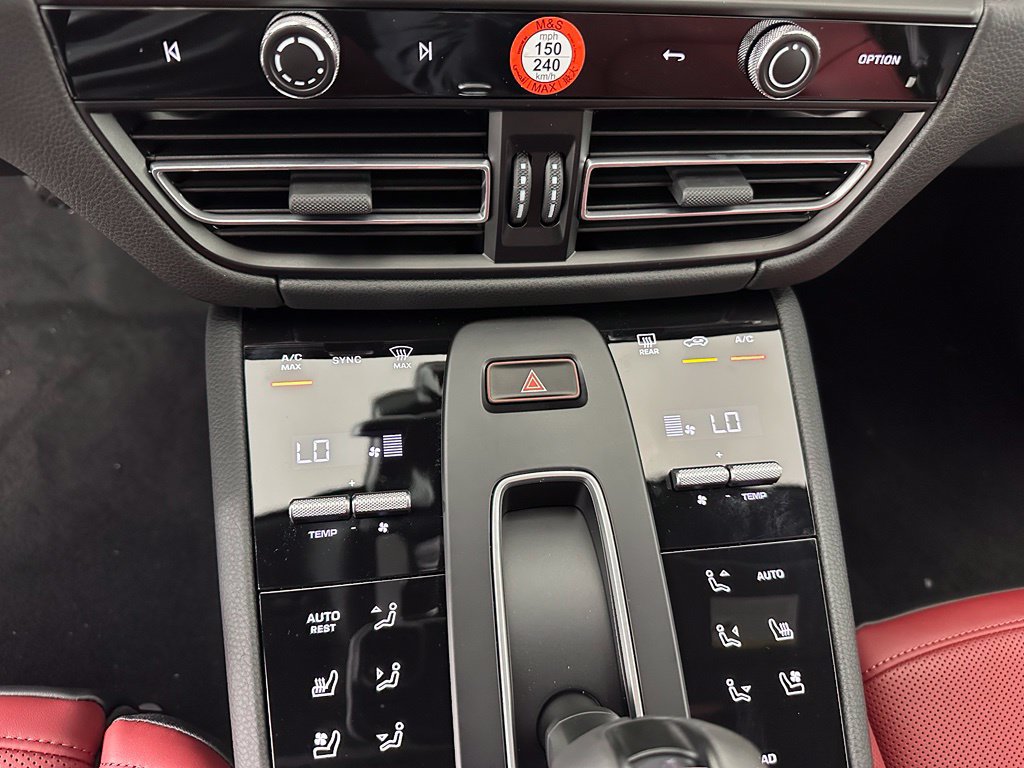 New 2026 Porsche Macan S AWD/4WD image 34