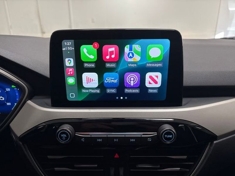 Used 2022 Ford Escape SEL w/ Technology Package image 37