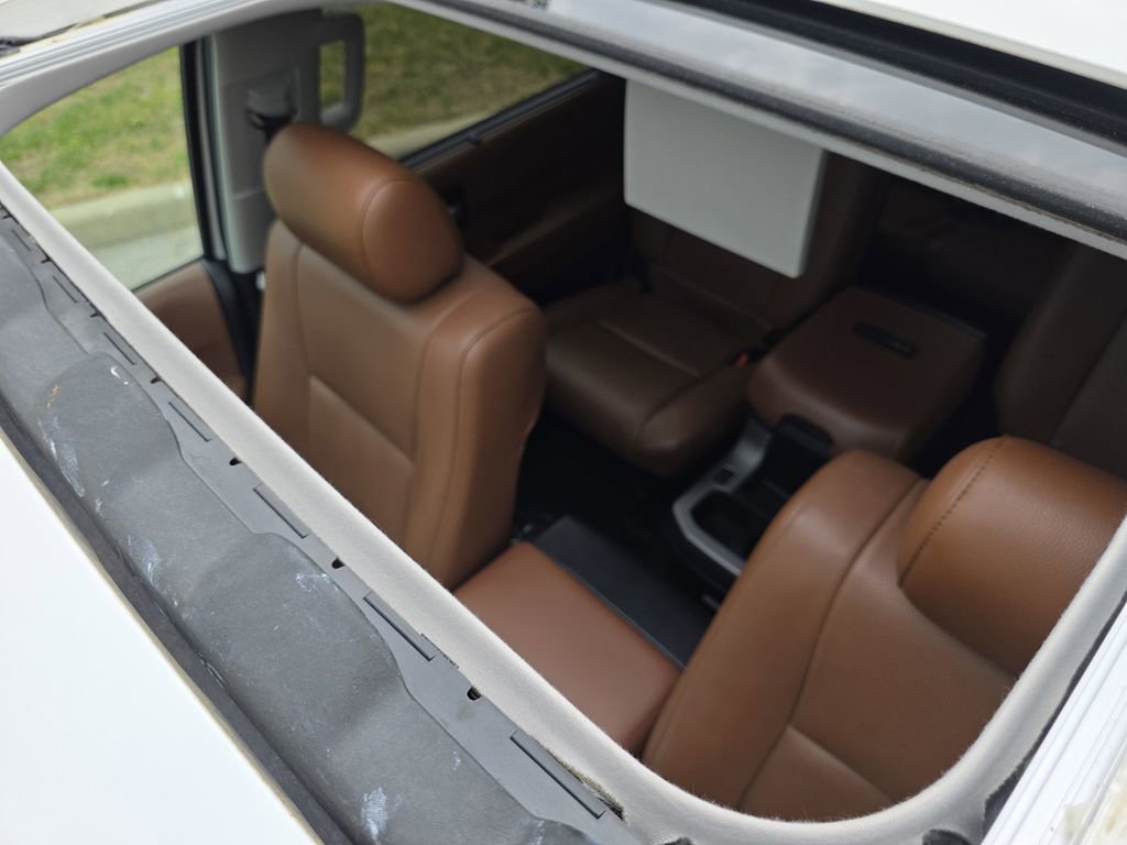 Used 2019 Toyota Sequoia Platinum AWD/4WD image 16