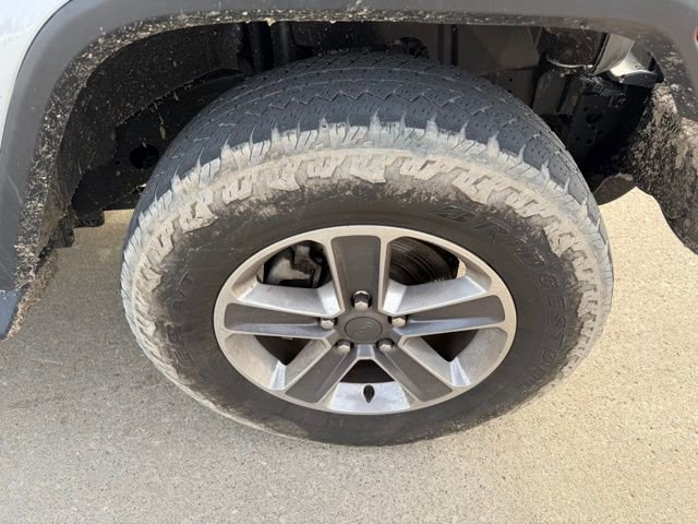 Used 2021 Jeep Wrangler Unlimited Sahara w/ Uconnect 4C Nav & Sound Group image 11