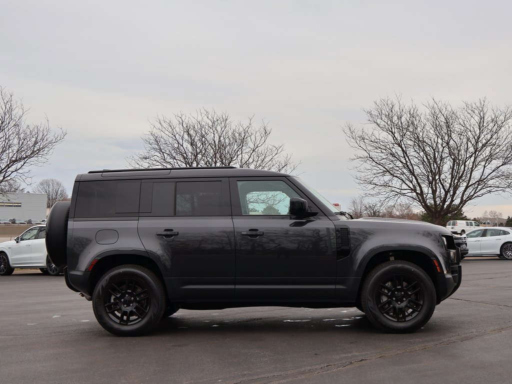 New 2026 Land Rover Defender 110 S AWD/4WD image 4