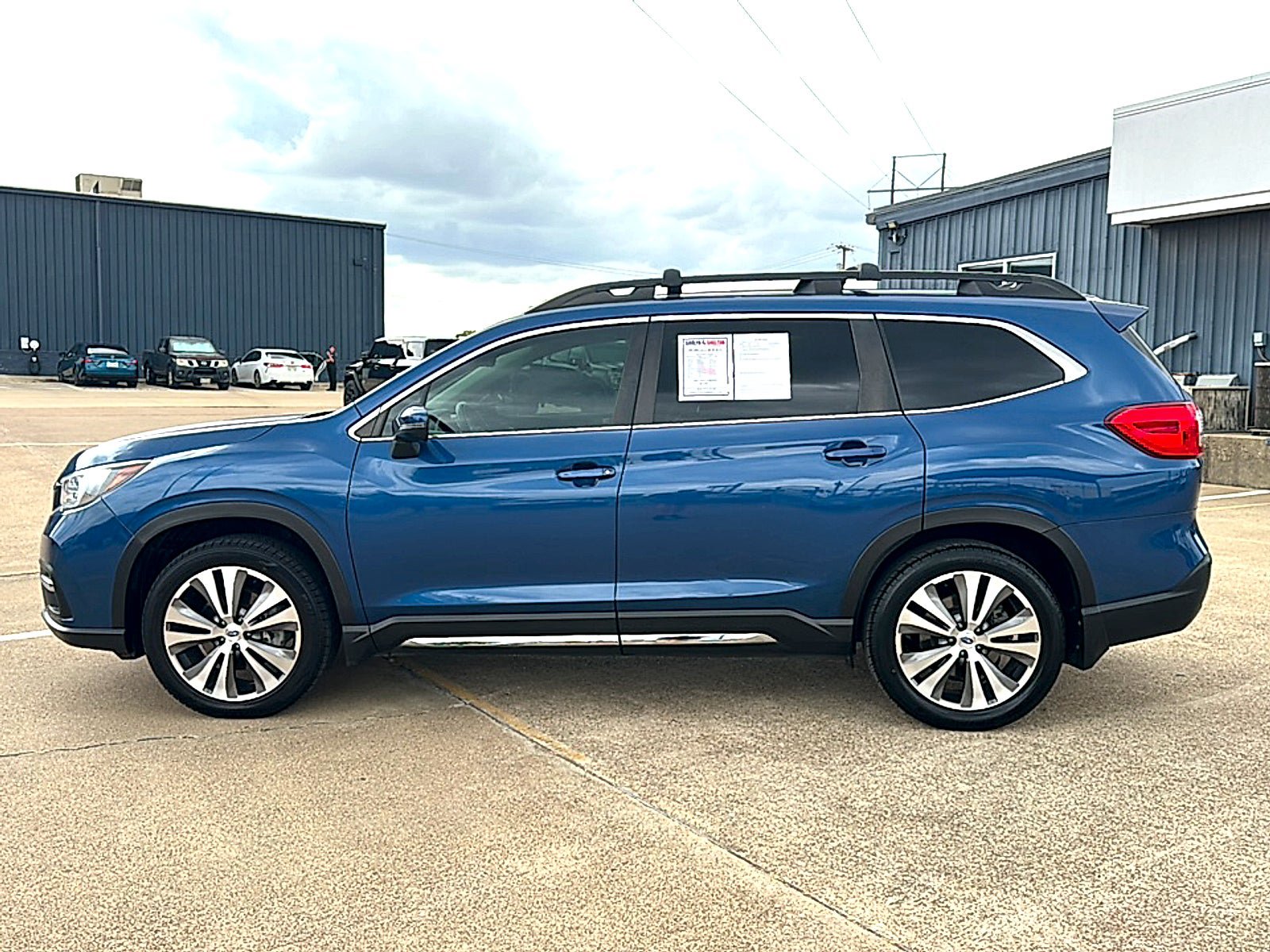 Used 2022 Subaru Ascent Limited AWD/4WD image 5