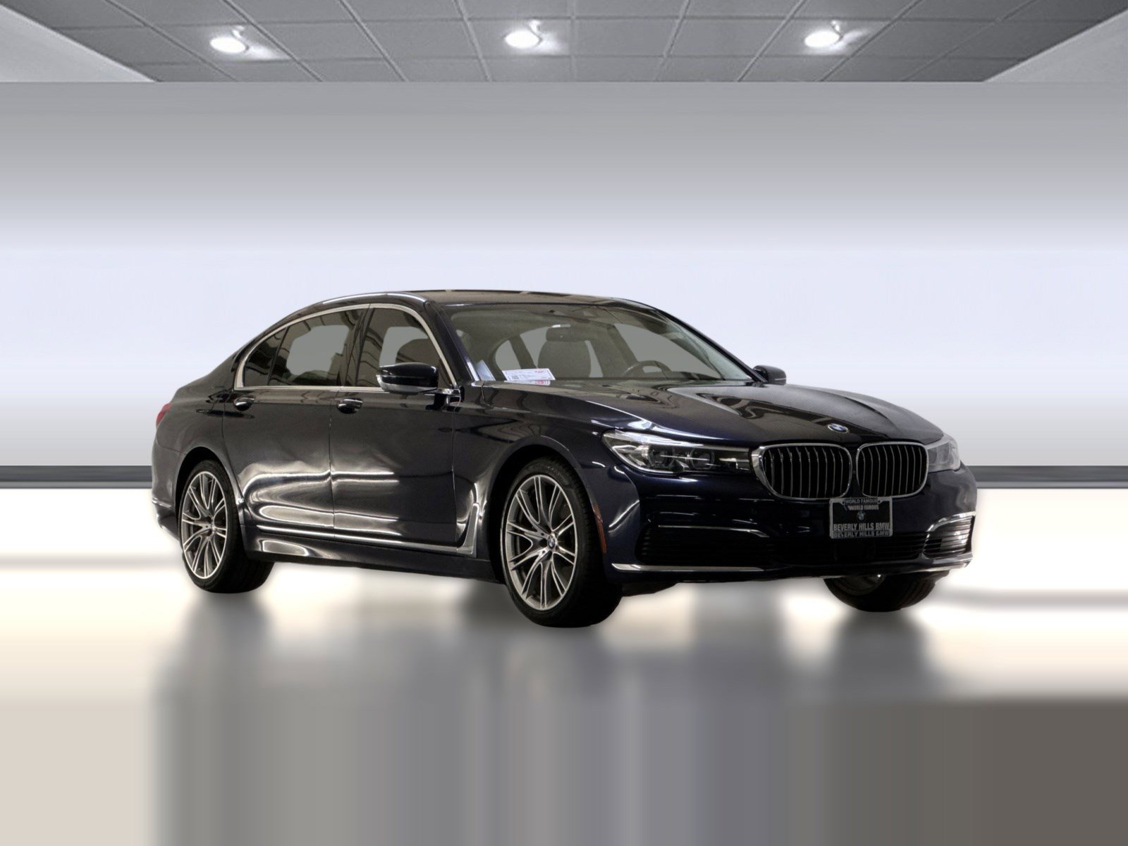Used 2019 BMW 740i w/ Executive Package image 7