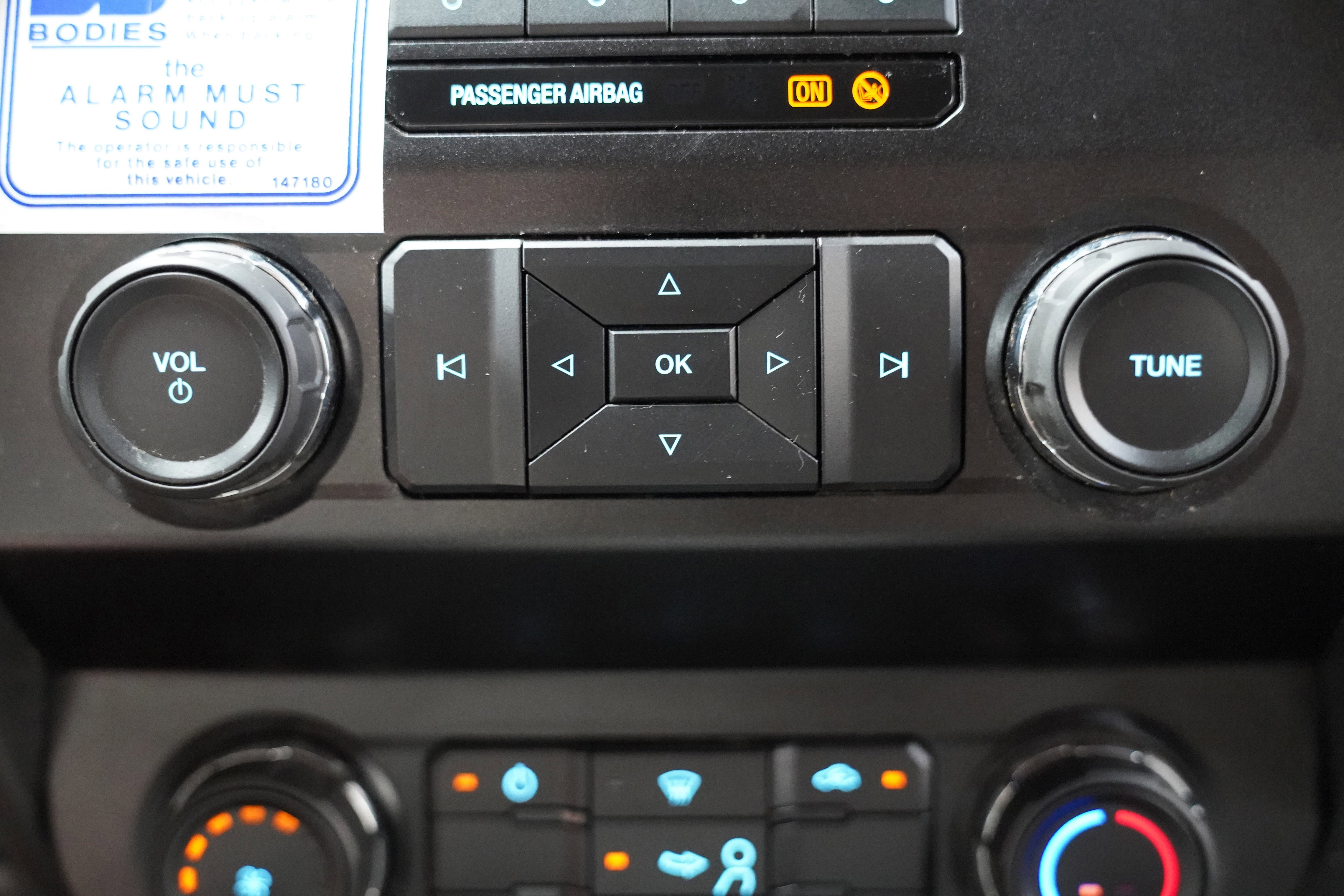 Used 2019 Ford F550 4x4 Regular Cab Super Duty image 23