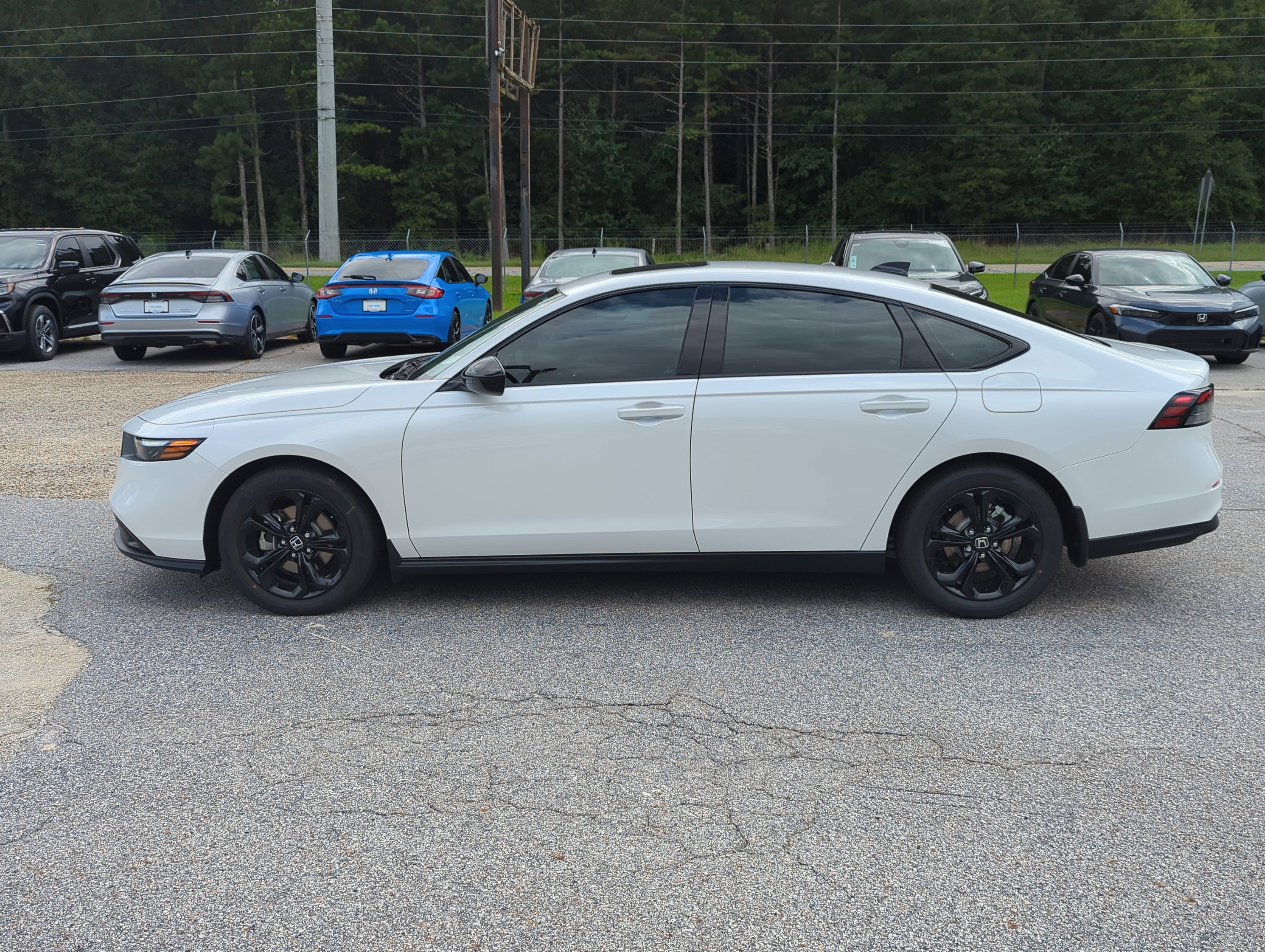 New 2025 Honda Accord SE image 8