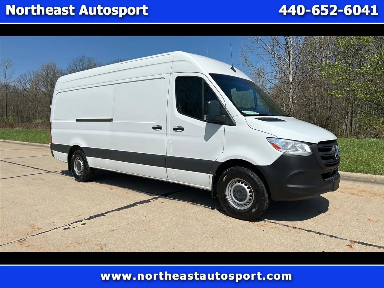 Used 2022 Mercedes-Benz Sprinter 2500 image 1