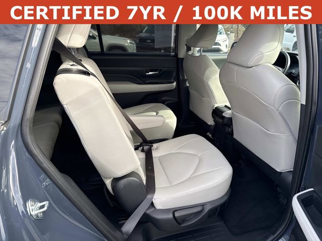 Used 2024 Toyota Grand Highlander XLE image 11