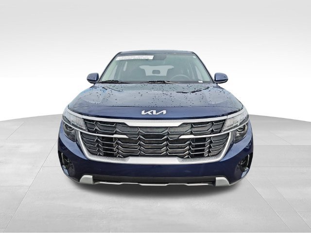 Used 2026 Kia Seltos LX FWD image 8
