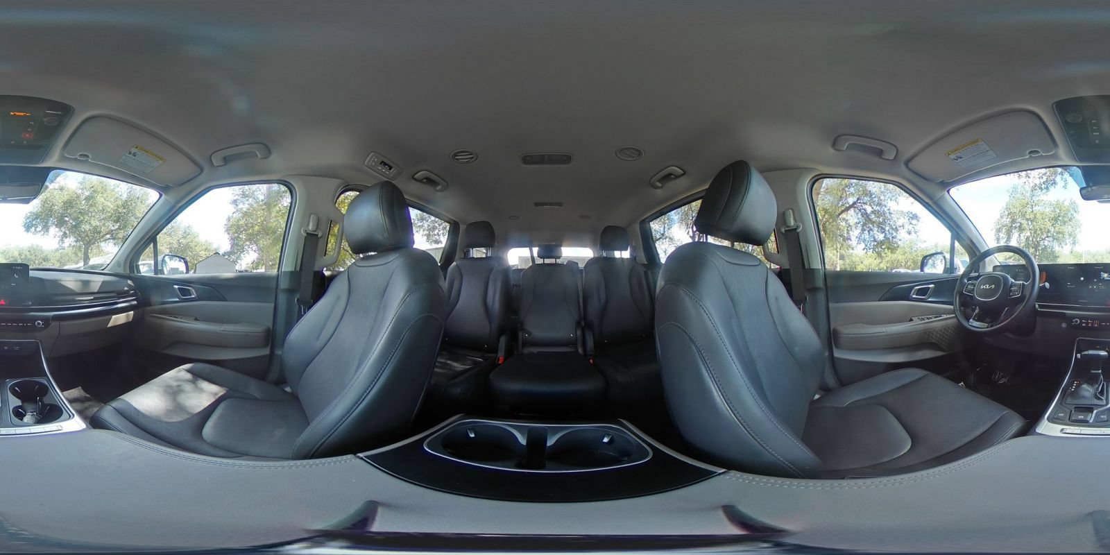 Used 2026 Kia Carnival FWD image 45
