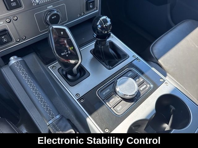 Used 2025 INEOS Grenadier Fieldmaster Edition AWD/4WD image 17