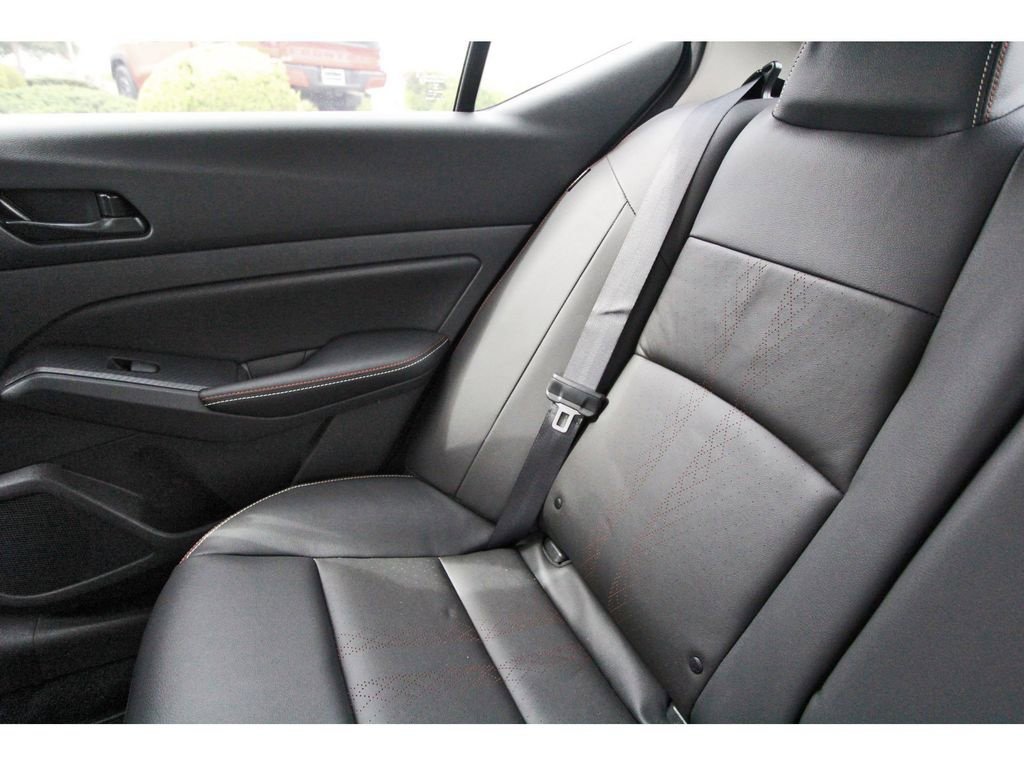 Used 2026 Nissan Altima 2.5 SR w/ SR Premium Package FWD image 11