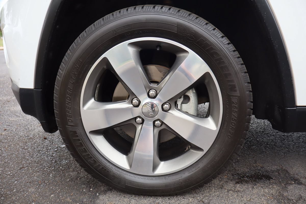 Used 2016 Jeep Grand Cherokee Limited AWD/4WD image 41
