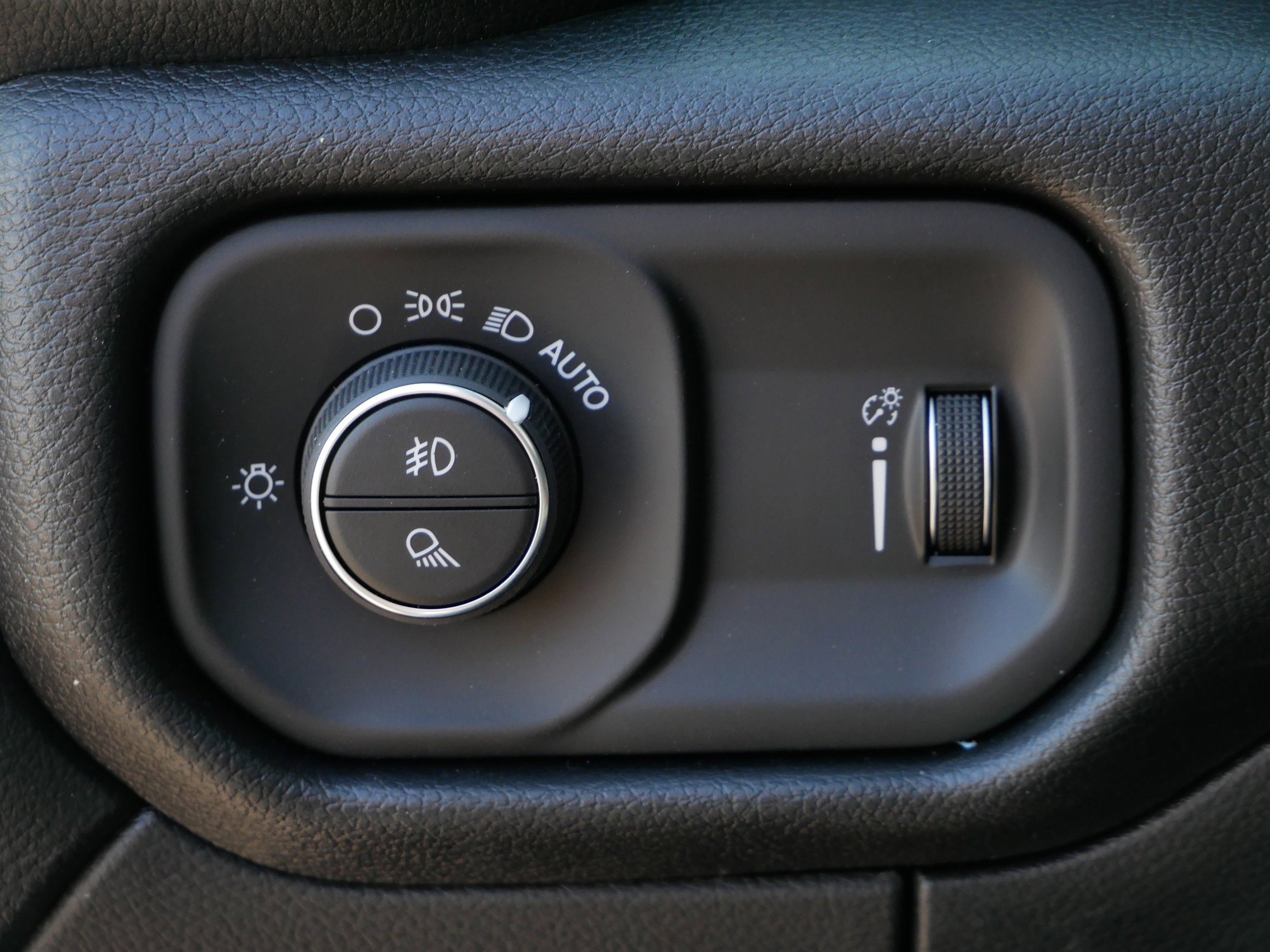 New 2026 RAM 2500 Tradesman image 18