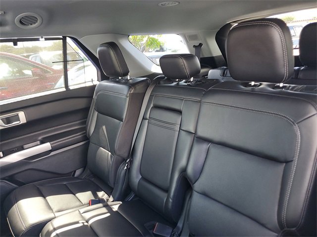 Used 2021 Ford Explorer Limited w/ Hybrid Equipment Group 310A image 14