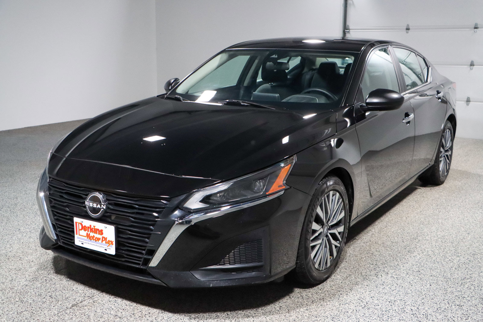 Used 2024 Nissan Altima 2.5 SV image 29