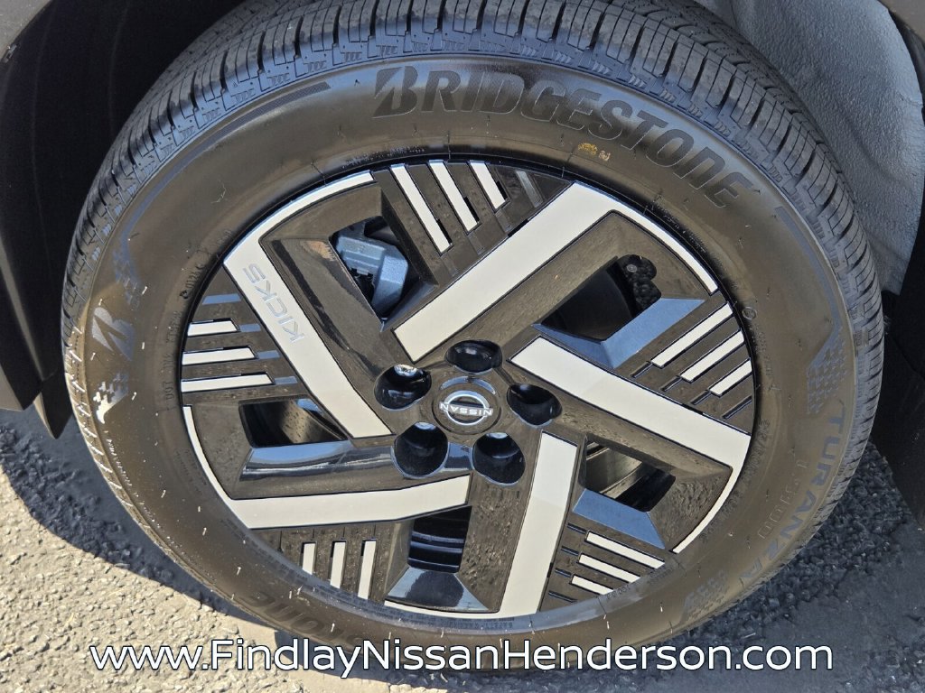 New 2026 Nissan Kicks SV w/ Cold Weather Package FWD image 6