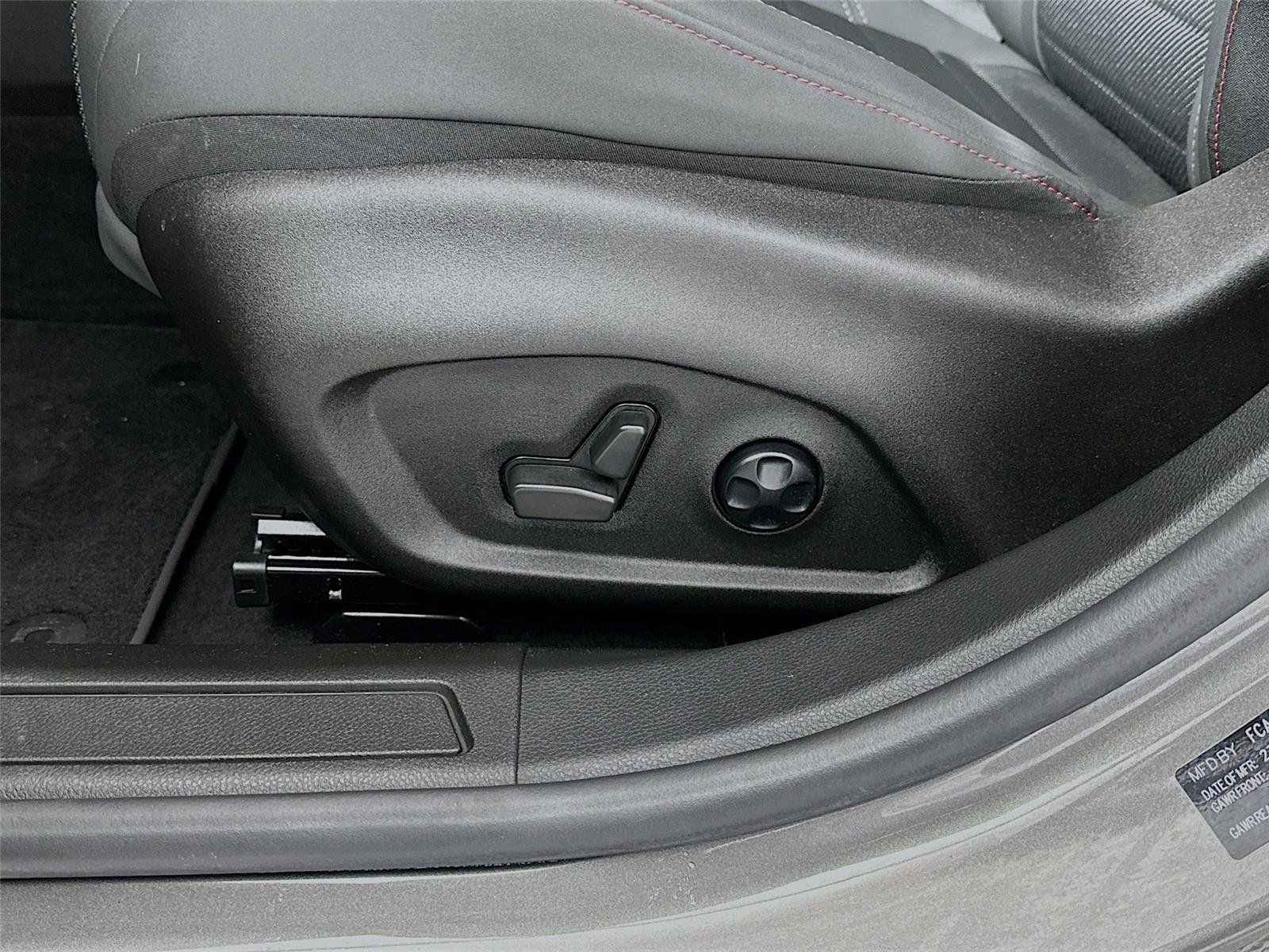 Used 2024 Dodge Hornet R/T w/ R/T Blacktop Package image 19